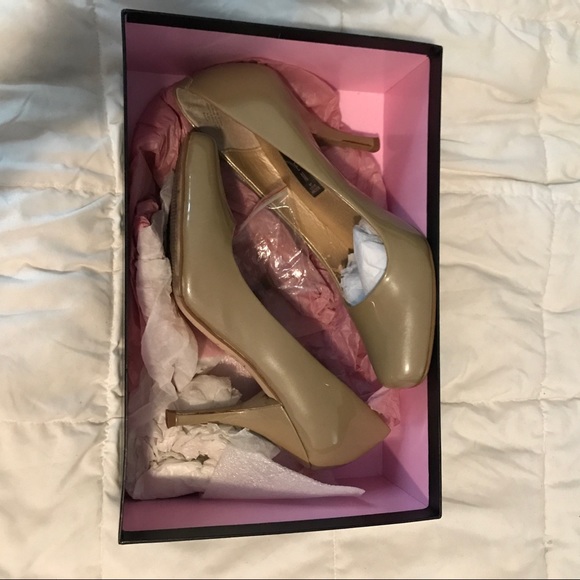 Steven Pumps 6.5 - Picture 4 of 5